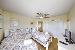 William's Lake Berkley Resort Vacation Home 5 Bedroom Home by Redawnin