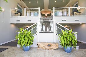 Silver Beach Towers 1905E is a Gulf Front 3 BR Penthouse - Free Beach 