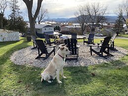 Little Bluff Inn