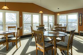 Little Bluff Inn