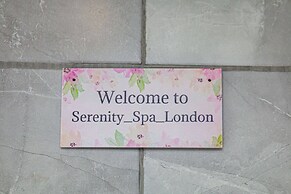 Private Hot Tub, Sauna, Ice Bath Gym Apartment