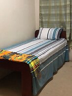 Room in Guest Room - Logerthine Cambridge Suriname