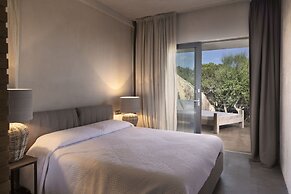 Villa in Porto Rafael, Design, Infinity Pool, Panoramic Sea View, Priv