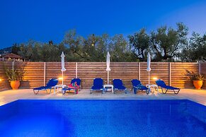 Toscana Villa 1 - 2 Bedroom Private Pool Villa