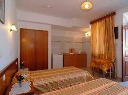 Beach Lovers Courtyard View Studio For Two