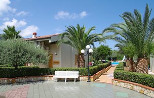 Beautiful Apartment for 2 People in Residence