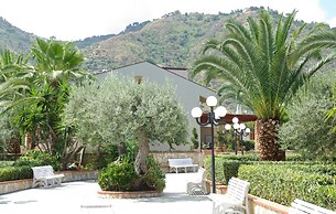 Beautiful Apartment for 2 People in Residence