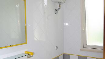 Beautiful Apartment for 2 People in Residence