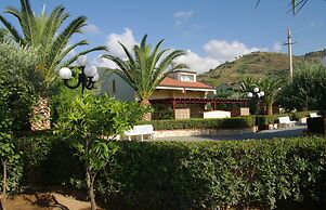 Beautiful Apartment for 2 People in Residence