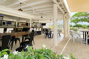 Rockley Golf 810 is a 2 Bedroom, 2 Bathroom 1st Floor Apartment With P