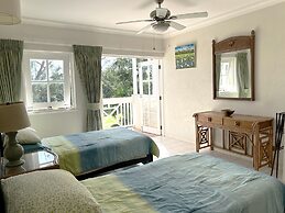 Rockley Golf 810 is a 2 Bedroom, 2 Bathroom 1st Floor Apartment With P