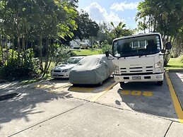 Rockley Golf 810 is a 2 Bedroom, 2 Bathroom 1st Floor Apartment With P