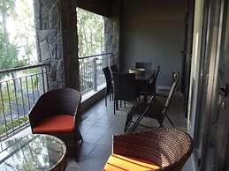West Terraces Residence No 5 With Seafront Beachfront License No 13516