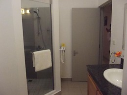 West Terraces Residence No 5 With Seafront Beachfront License No 13516