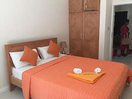 West Front One No 4 With Seafront Beachfront Licensed By Tourism Autho