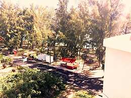 West Front One No 4 With Seafront Beachfront Licensed By Tourism Autho