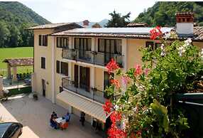 Big Room in Agriturismo Rocca Dei Marchesi