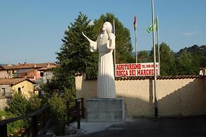 Double Room in Agriturismo Rocca Dei Marchesi - in Peaceful Area