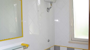 Stunning Apartment for 3 People in Residence