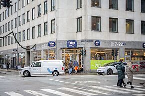 Sanders Monarch - Nice 1-bdr Apt With Balconies