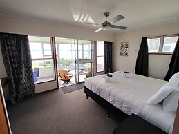 Te Ra Beach House