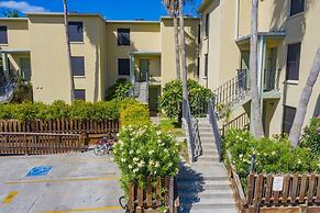 Clean Updated Condo w/ Pool 1/2 a Block to Beach 2 Bedroom Home by Red