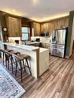 2348 Red Hawk Townhomes 3 Bedroom Condo by RedAwning