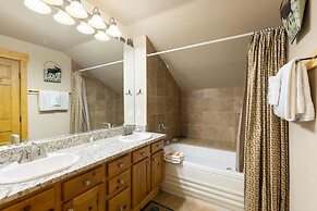 8767 Trappers Crossing 4 Bedroom Condo by RedAwning