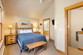 8767 Trappers Crossing 4 Bedroom Condo by RedAwning