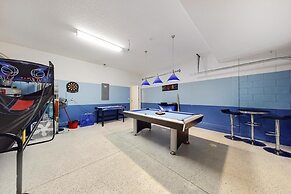 Richard's Solterra Vacation Home 5 Bedroom Home by Redawning