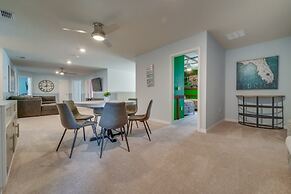 Jennifer's Luxury Windsor Island Vacation Home 10 Bedroom Home by Reda