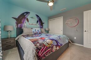 Jennifer's Luxury Windsor Island Vacation Home 10 Bedroom Home by Reda