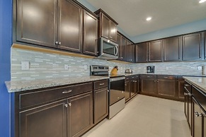 Jennifer's Luxury Windsor Island Vacation Home 10 Bedroom Home by Reda