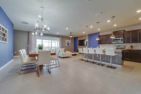 Jennifer's Luxury Windsor Island Vacation Home 10 Bedroom Home by Reda