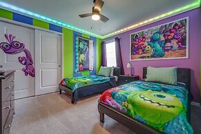 Jennifer's Luxury Windsor Island Vacation Home 10 Bedroom Home by Reda