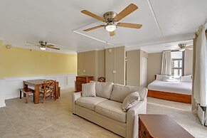 22nd Floor Condo with Stunning Ocean Views and Free Parking! by Koko R