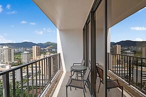 22nd Floor Condo with Stunning Ocean Views and Free Parking! by Koko R