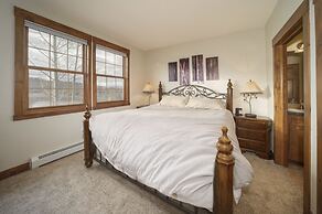 Palomino At Kicking Horse 2 Bedroom Cabin by Redawning