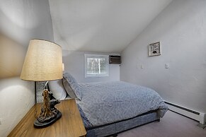 Killington Mountain Home! HotTub & 5 min to Skiing! 3 Bedroom Home by 