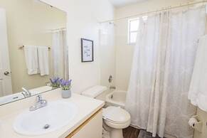 Marcia's Somerset Condo 3 Bedroom Condo by Redawning