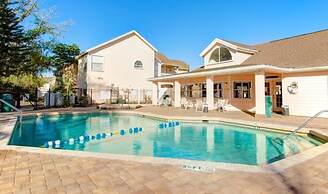 Marcia's Somerset Condo 3 Bedroom Condo by Redawning