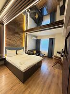 Royal Nest