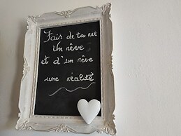 Christine Scuflaire