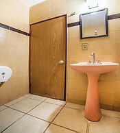 OYO Hotel Bugambilia San Luis Potosi