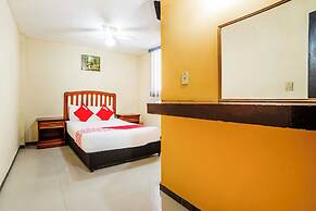 OYO Hotel Bugambilia San Luis Potosi