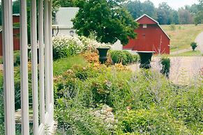 Inn at Mary's Land Farm
