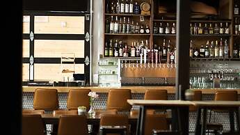 The Block Hotel & Commons