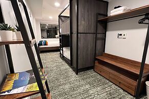 The Block Hotel & Commons