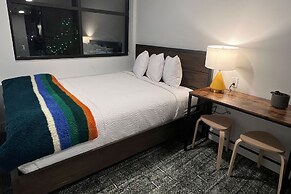 The Block Hotel & Commons