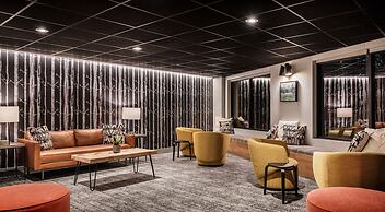 The Block Hotel & Commons